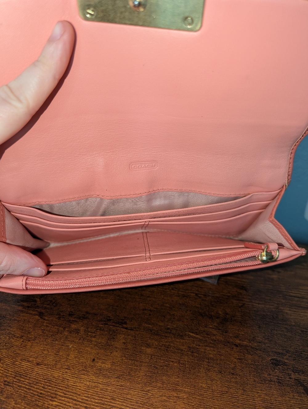 Coach Kristin Wallet - Picture 3 of 6